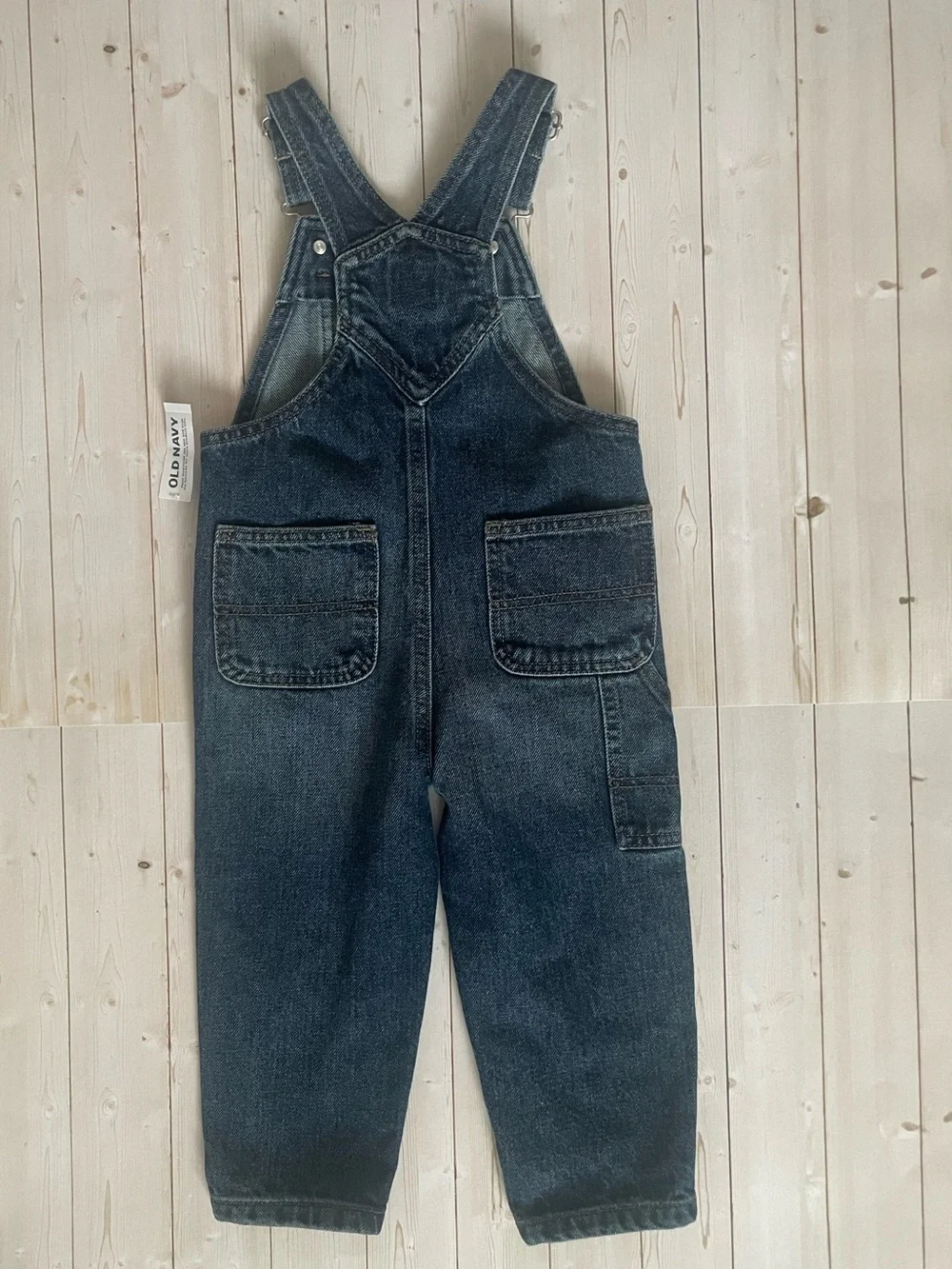Old Navy classic dark